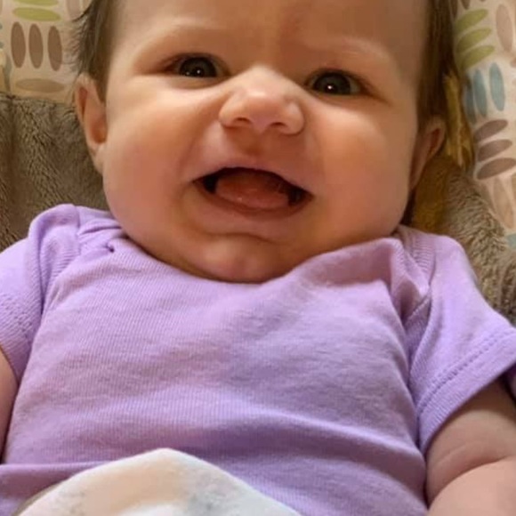 Meet your Posher, Sandra - Picture 3 of 5